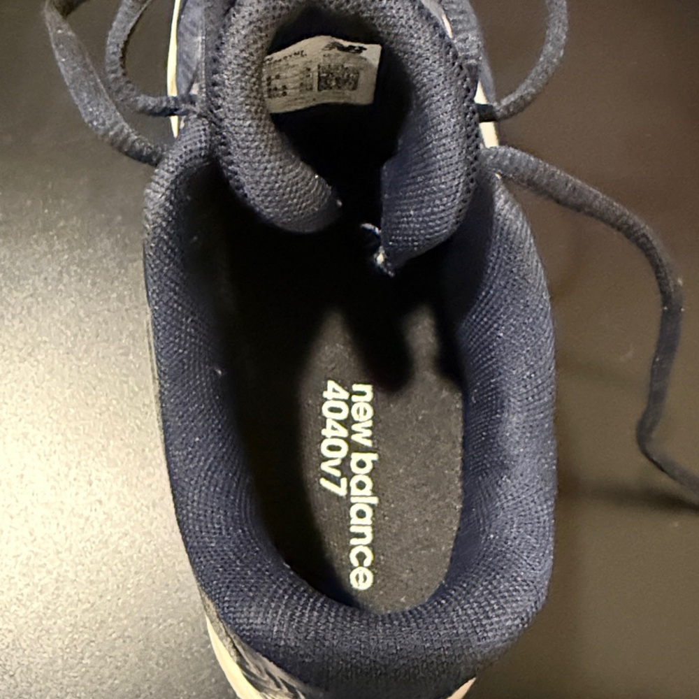 Baseball ⚾️ Cleats - size 2.5 wide - Picture 5 of 7